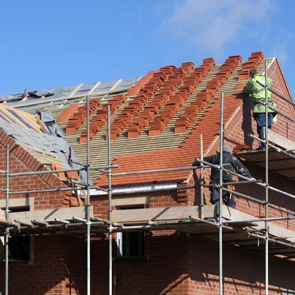 8 Signs Your Home Needs a New Roof